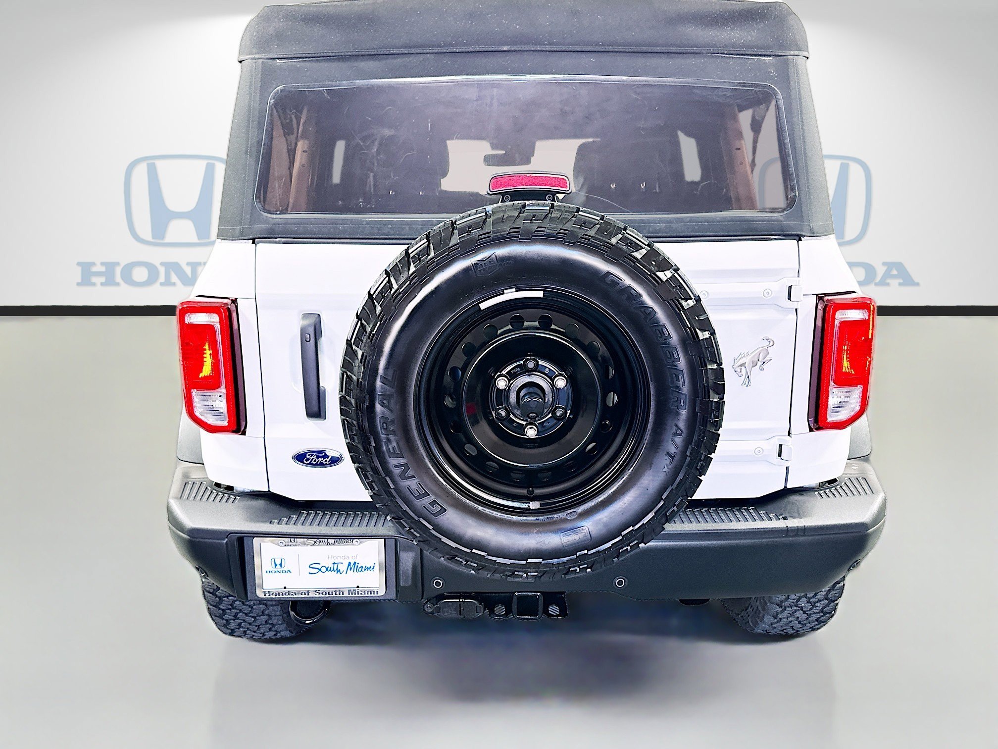 Used 2023 Ford Bronco Black Diamond image 5