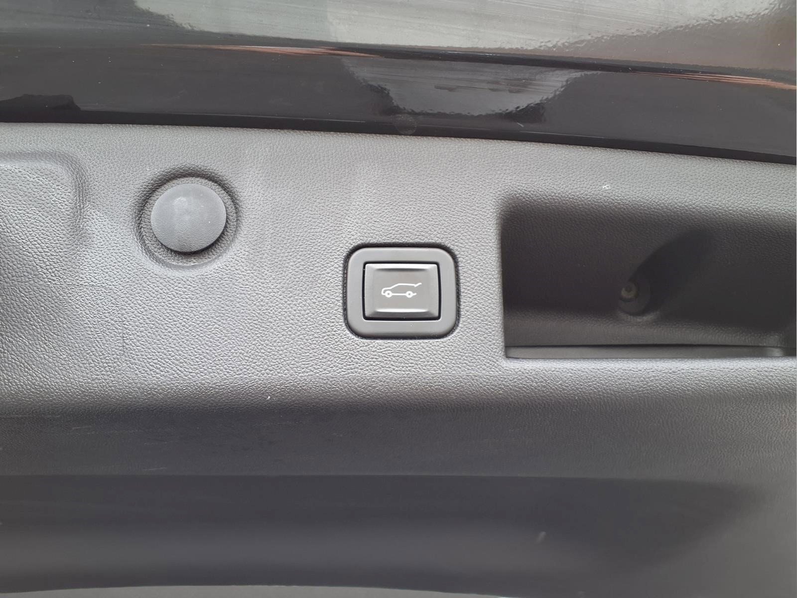 Used 2021 Chevrolet Equinox LT AWD/4WD image 6