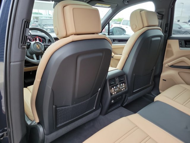 New 2026 Porsche Cayenne AWD/4WD image 21