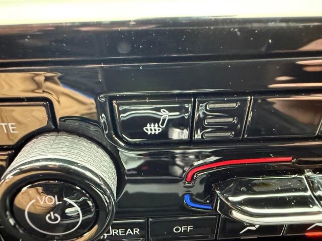 New 2025 Jeep Grand Cherokee L Limited w/ Black Appearance Package image 25