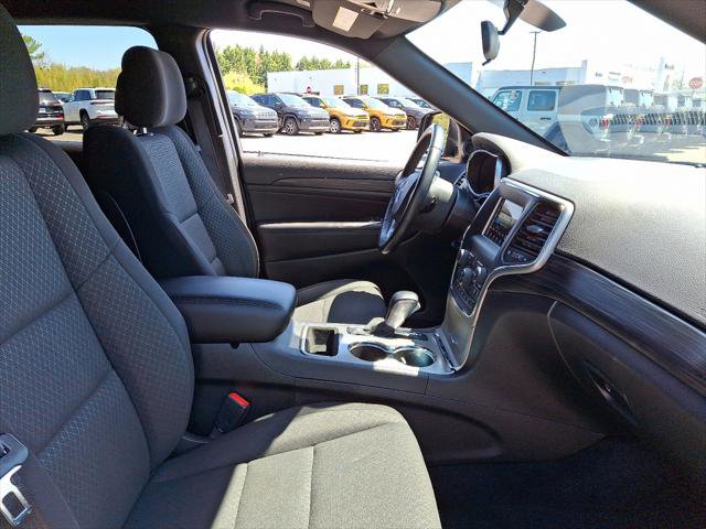 Certified 2021 Jeep Grand Cherokee Laredo image 12