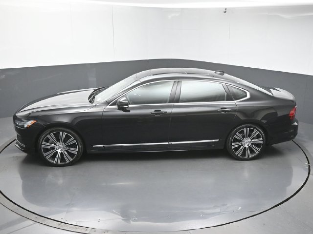 Used 2023 Volvo S90 B6 Plus AWD/4WD image 45