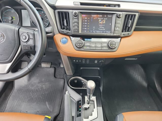 Used 2017 Toyota RAV4 Limited AWD/4WD image 23