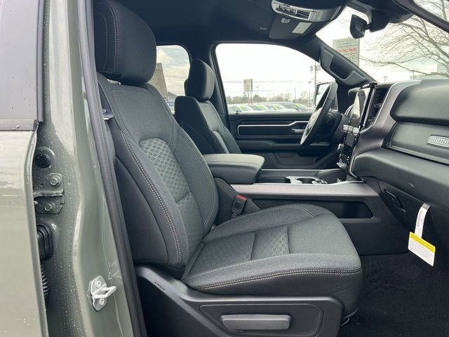 New 2026 RAM 1500 4x4 Crew Cab image 19