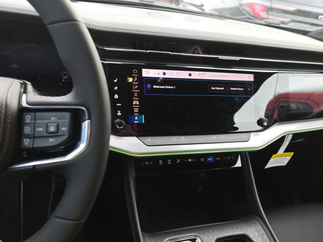 Used 2024 Jeep Wagoneer Launch Edition image 15