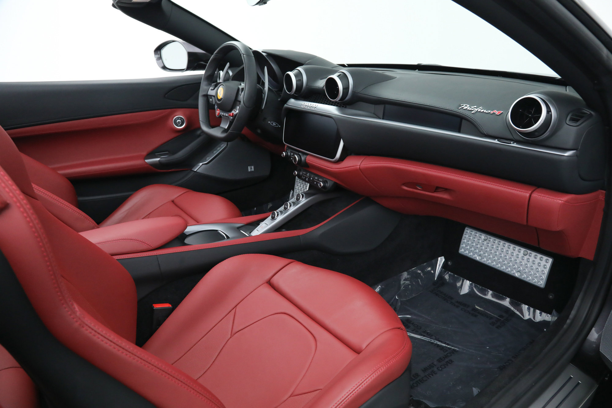 Certified 2023 Ferrari Portofino M image 21