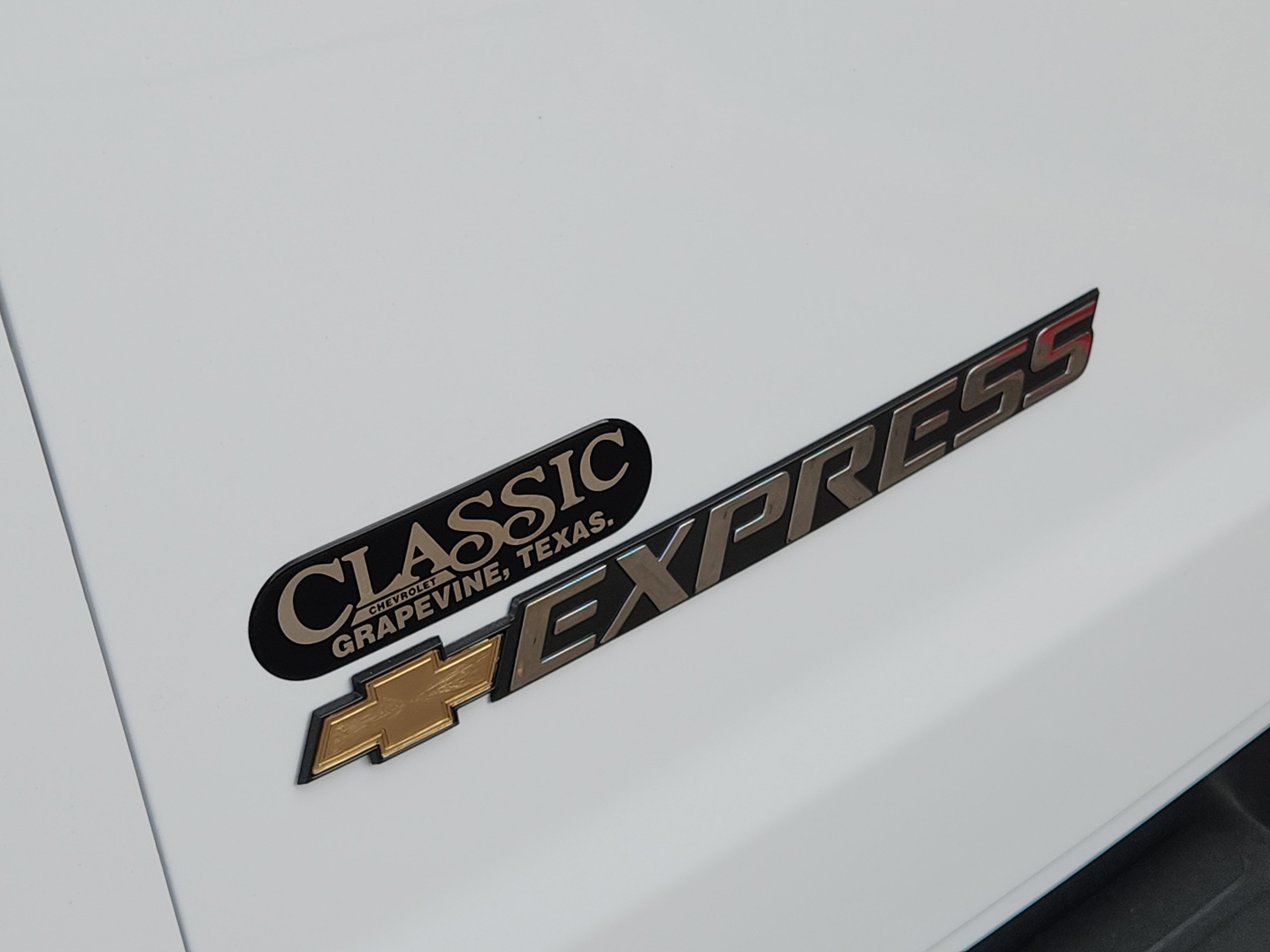 New 2025 Chevrolet Express 2500 Extended image 8