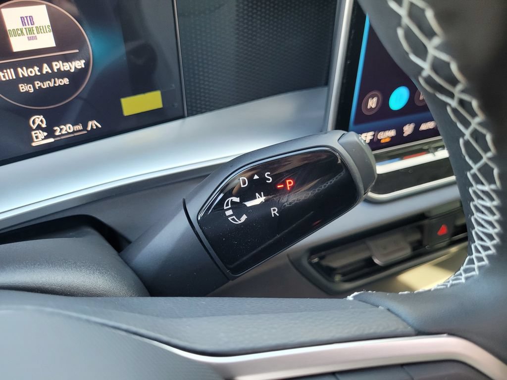 New 2026 Volkswagen Tiguan SE AWD/4WD image 23