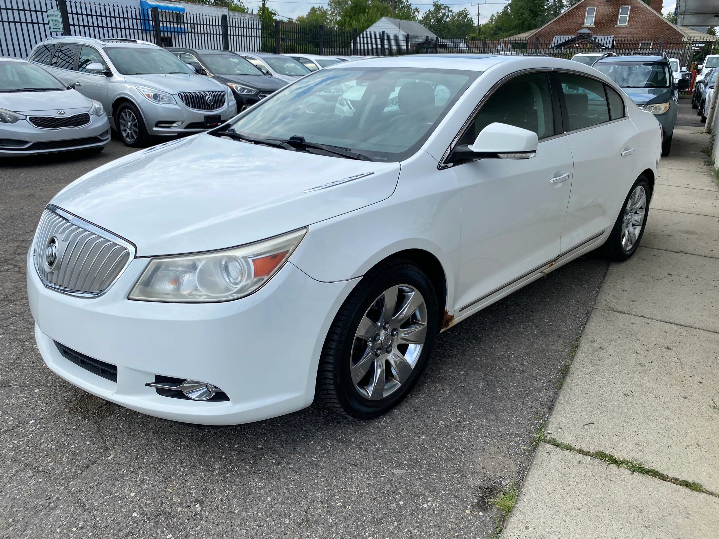 Used 2011 Buick LaCrosse CXS w/ Driver Confidence Package FWD image 6