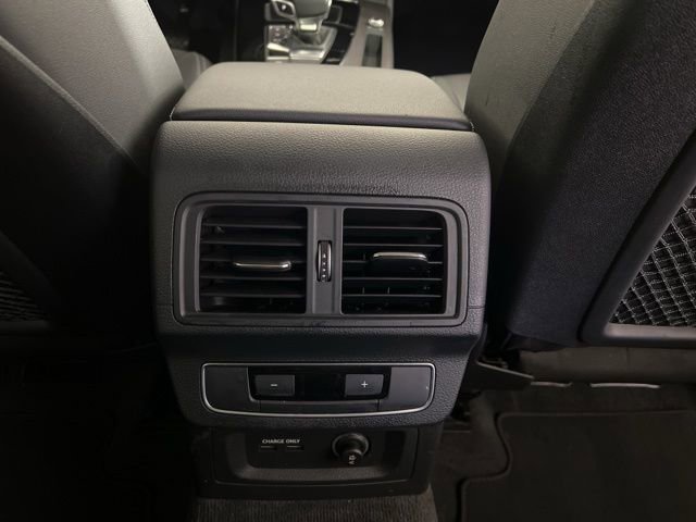 Used 2023 Audi Q5 2.0T Premium w/ Convenience Package image 17