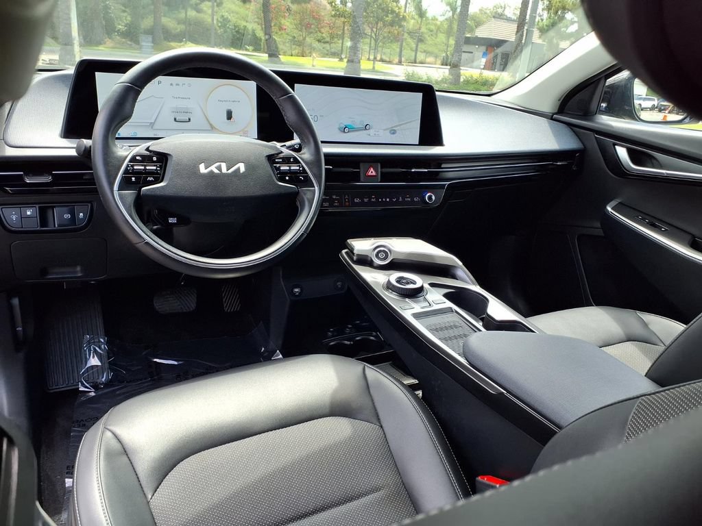Certified 2024 Kia EV6 Light RWD image 14