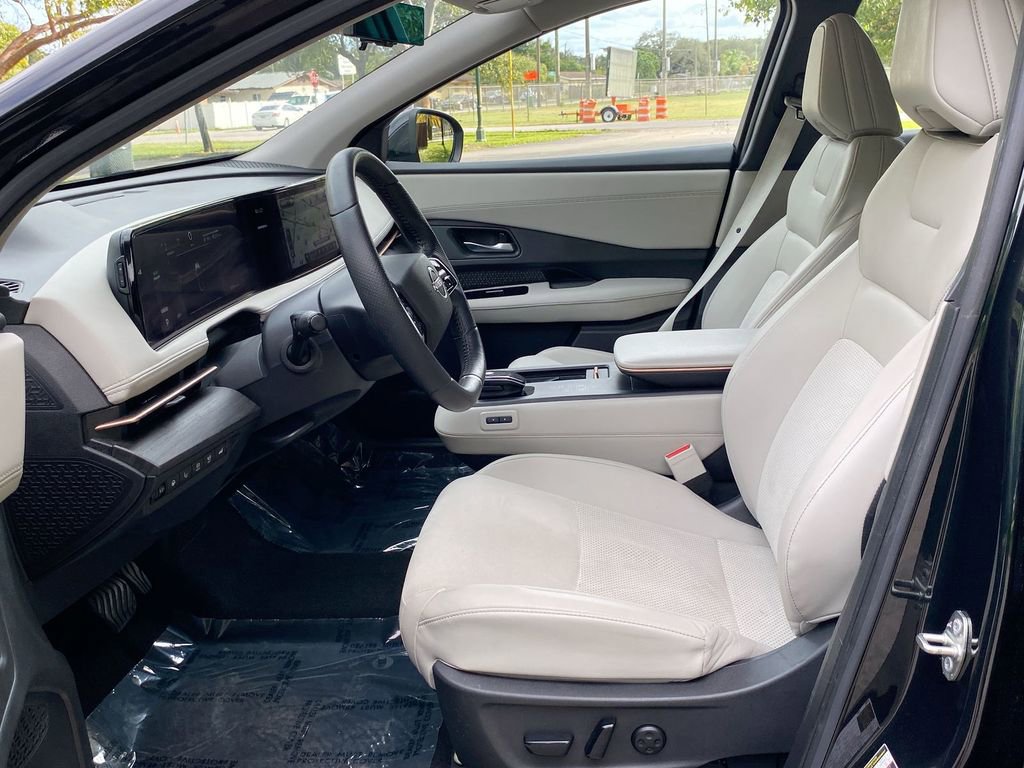 Used 2023 Nissan Ariya EVOLVE+ image 33