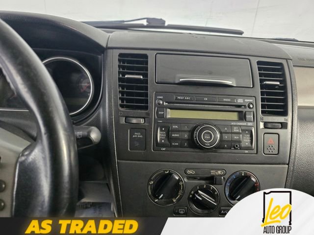 Used 2008 Nissan Versa Hatchback w/ Convenience Pkg FWD image 12