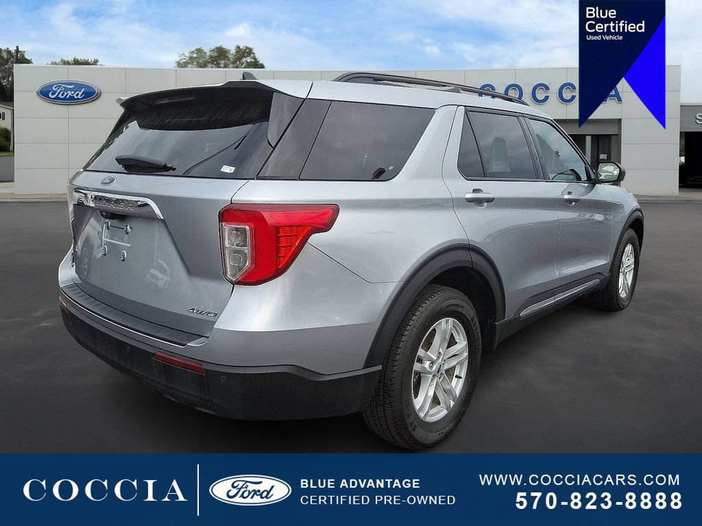 Used 2022 Ford Explorer XLT AWD/4WD image 4