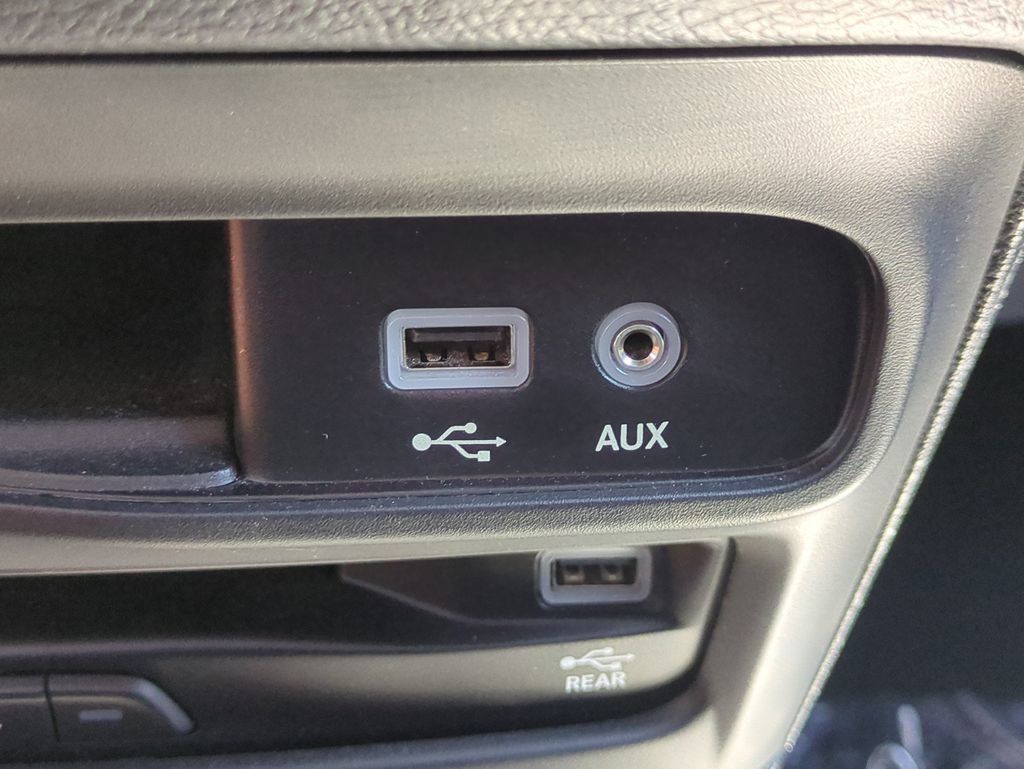 Used 2020 Chrysler Pacifica Touring-L Plus FWD image 25