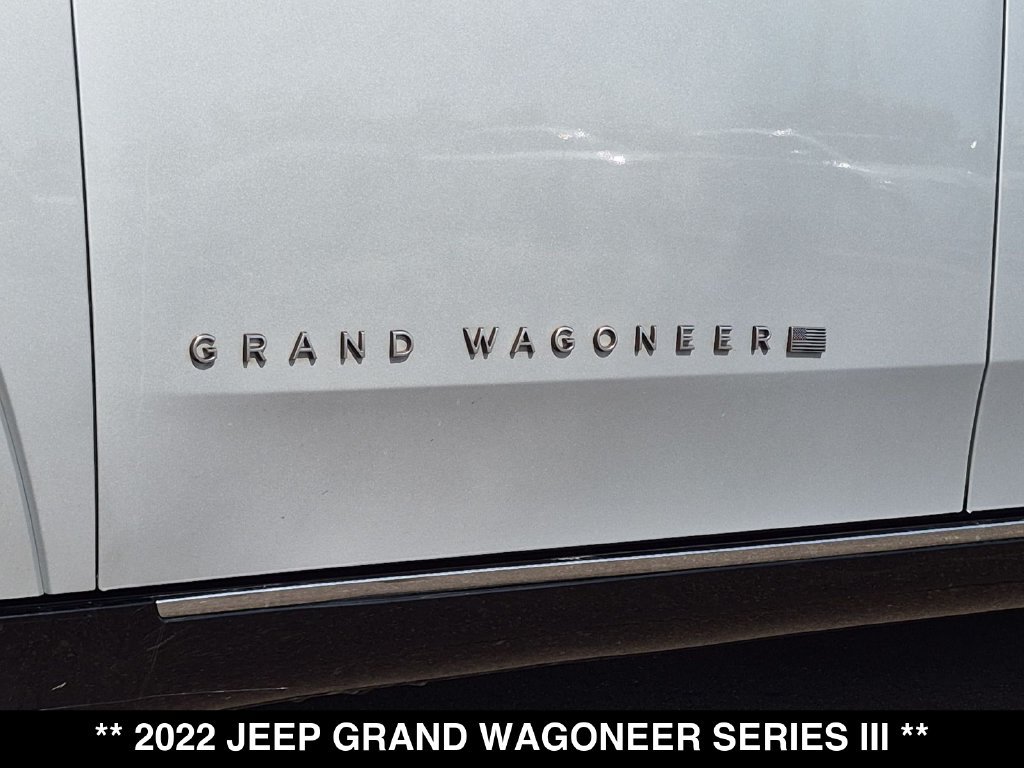 Used 2022 Jeep Grand Wagoneer Series III w/ Rear Seat Video Group 1 AWD/4WD image 18