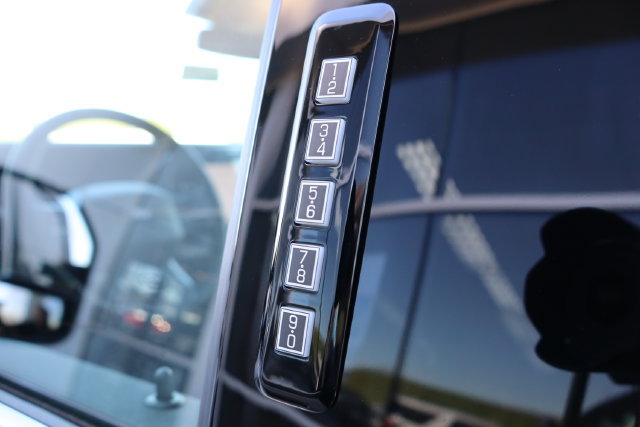 New 2027 Ford F250 Lariat w/ Tremor Off-Road Package AWD/4WD image 15
