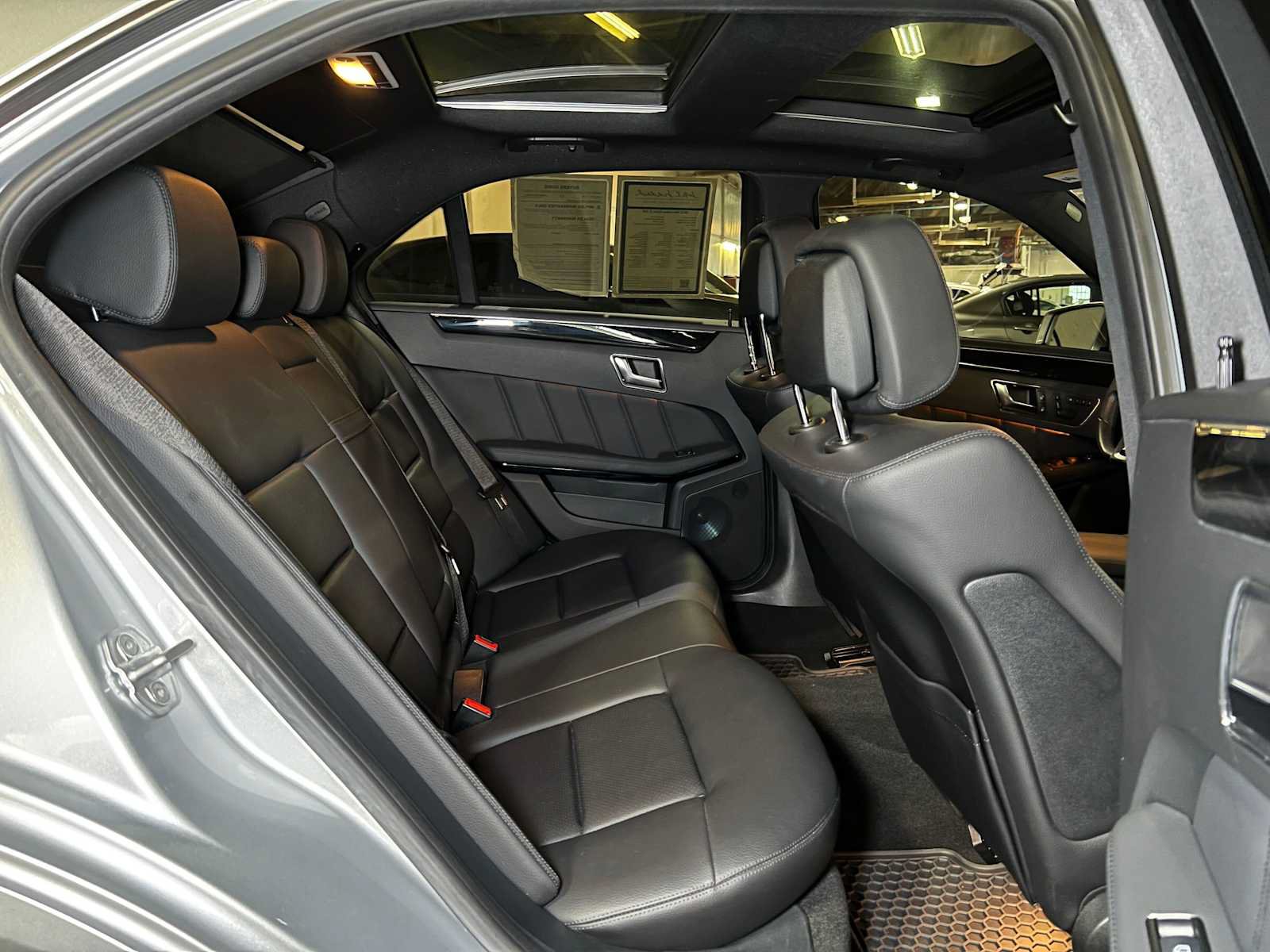Used 2012 Mercedes-Benz E 350 4MATIC Sedan image 13