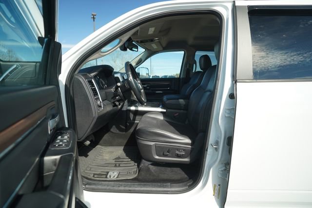 Used 2016 RAM 1500 Laramie w/ Convenience Group image 12