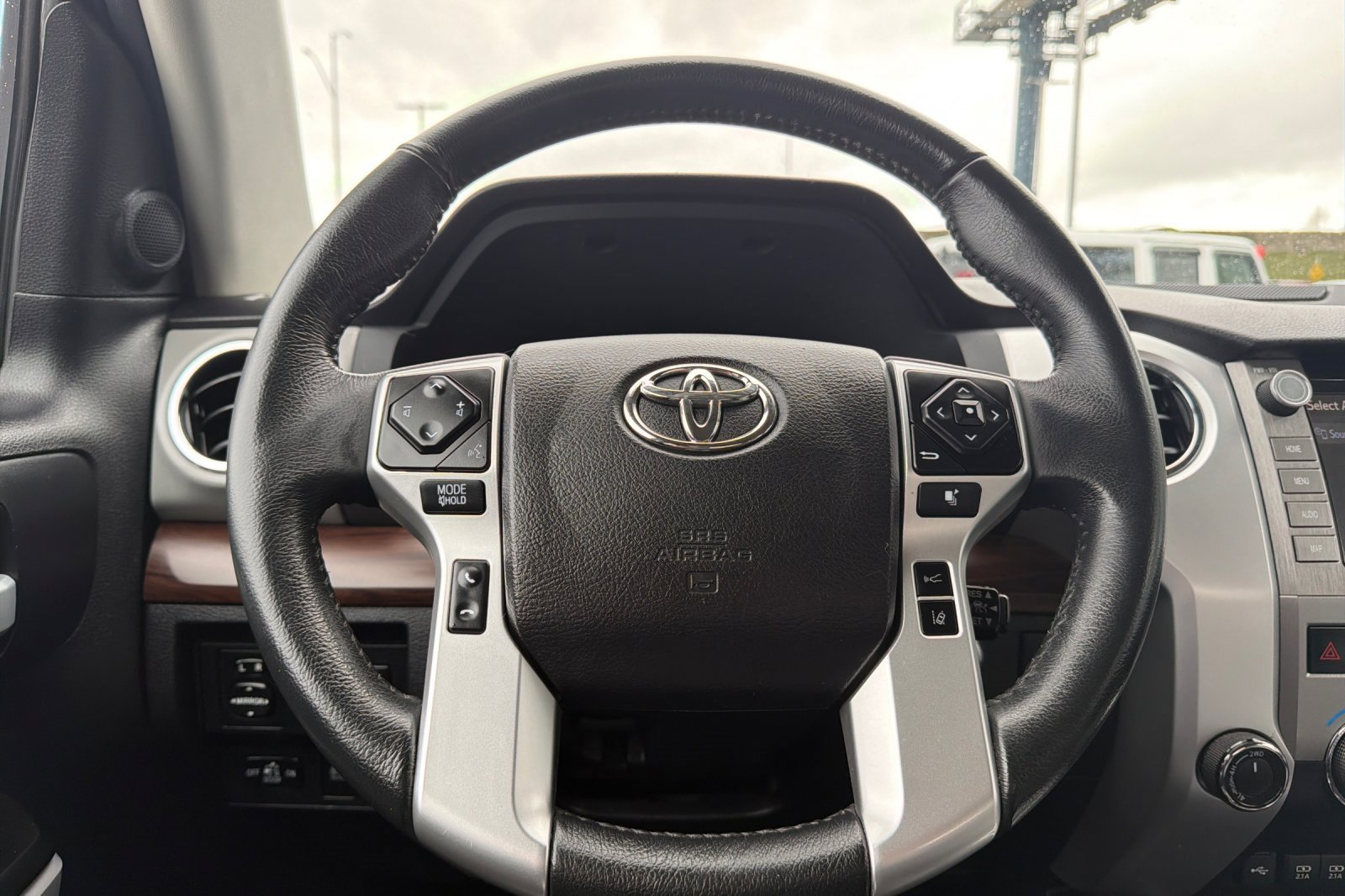Used 2021 Toyota Tundra Limited w/ Limited Premium Package image 23
