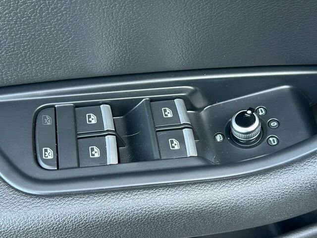 Used 2019 Audi A4 2.0T Premium w/ Convenience Package image 13