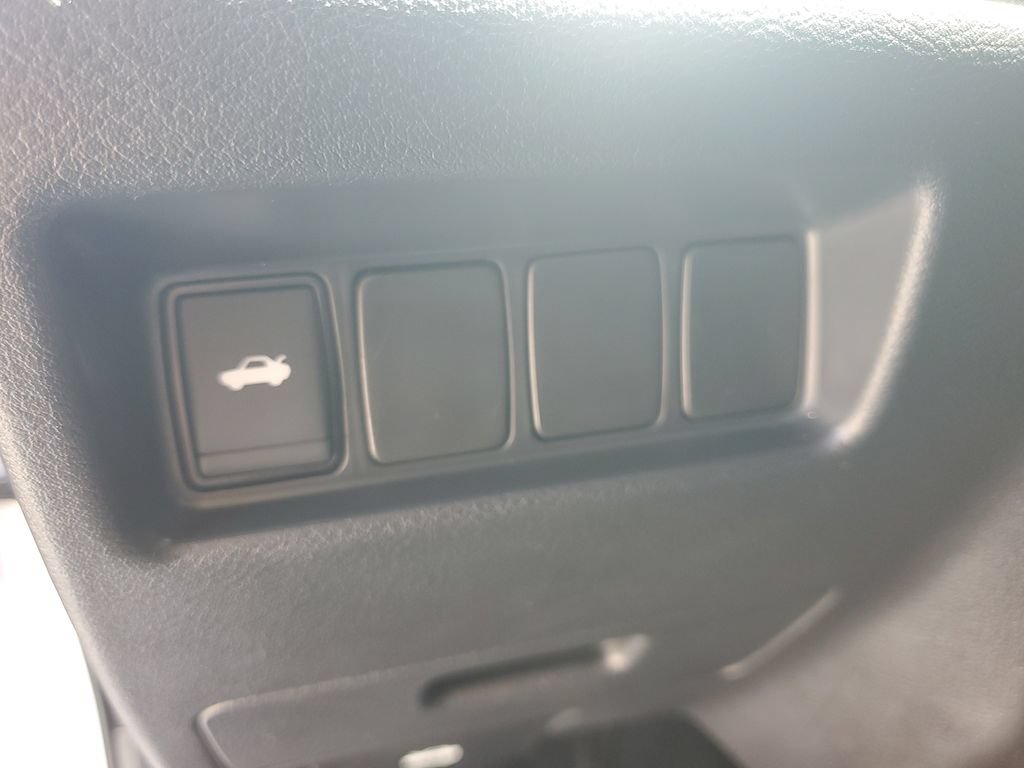 Used 2020 Nissan Maxima 3.5 SV w/ Floor Mat Group FWD image 26