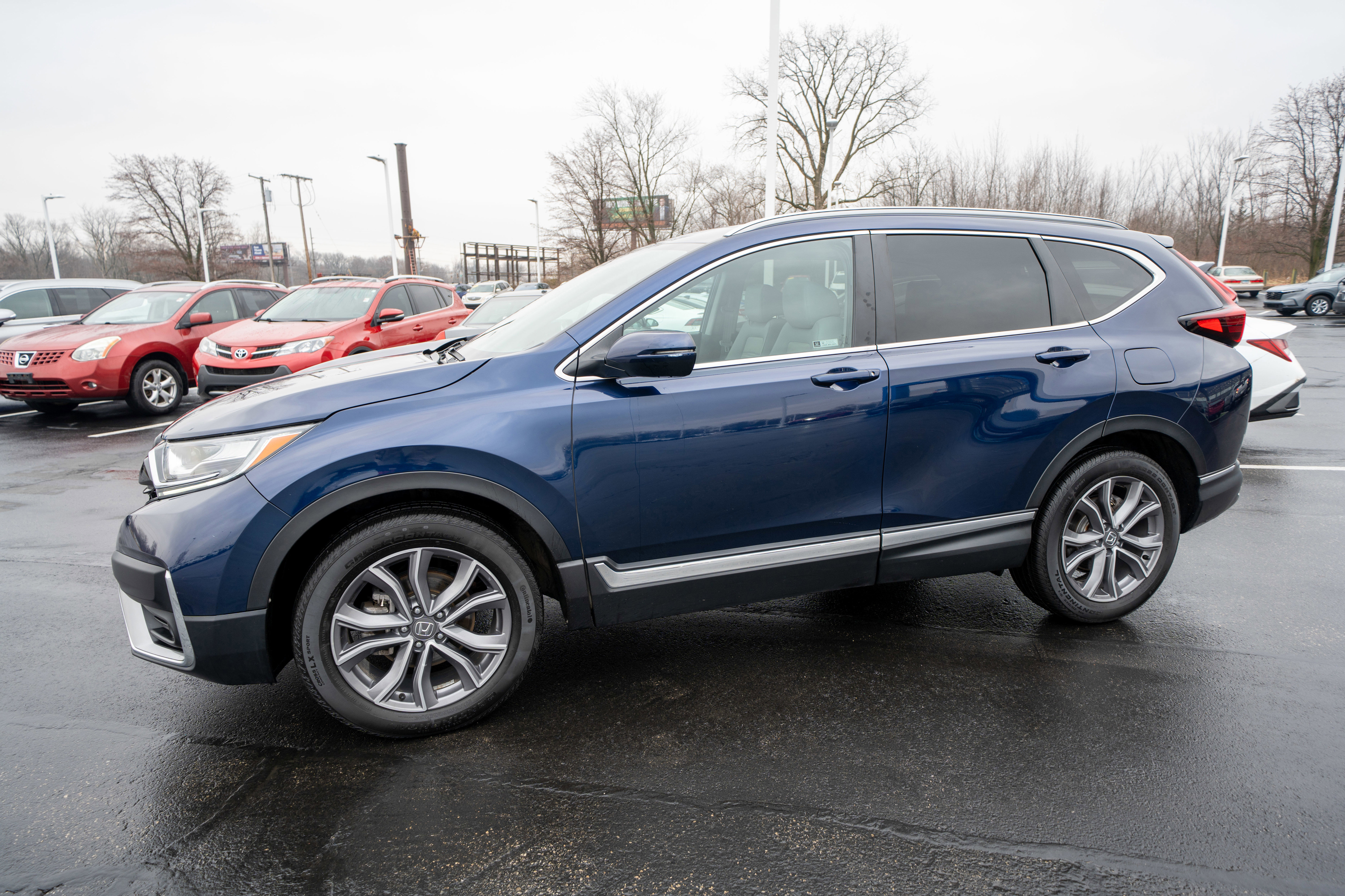 Used 2022 Honda CR-V Touring image 3