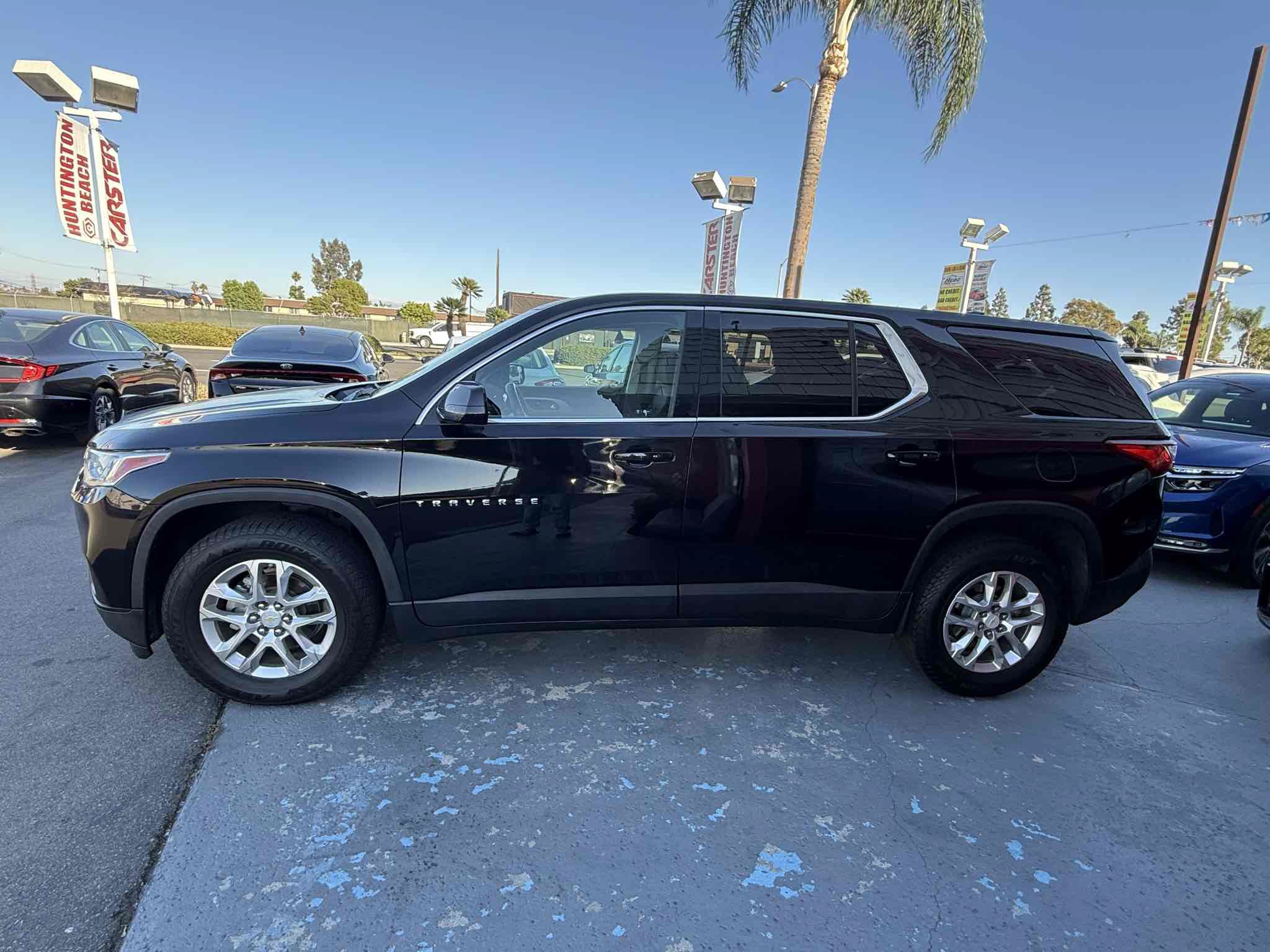 Used 2018 Chevrolet Traverse LS FWD image 5