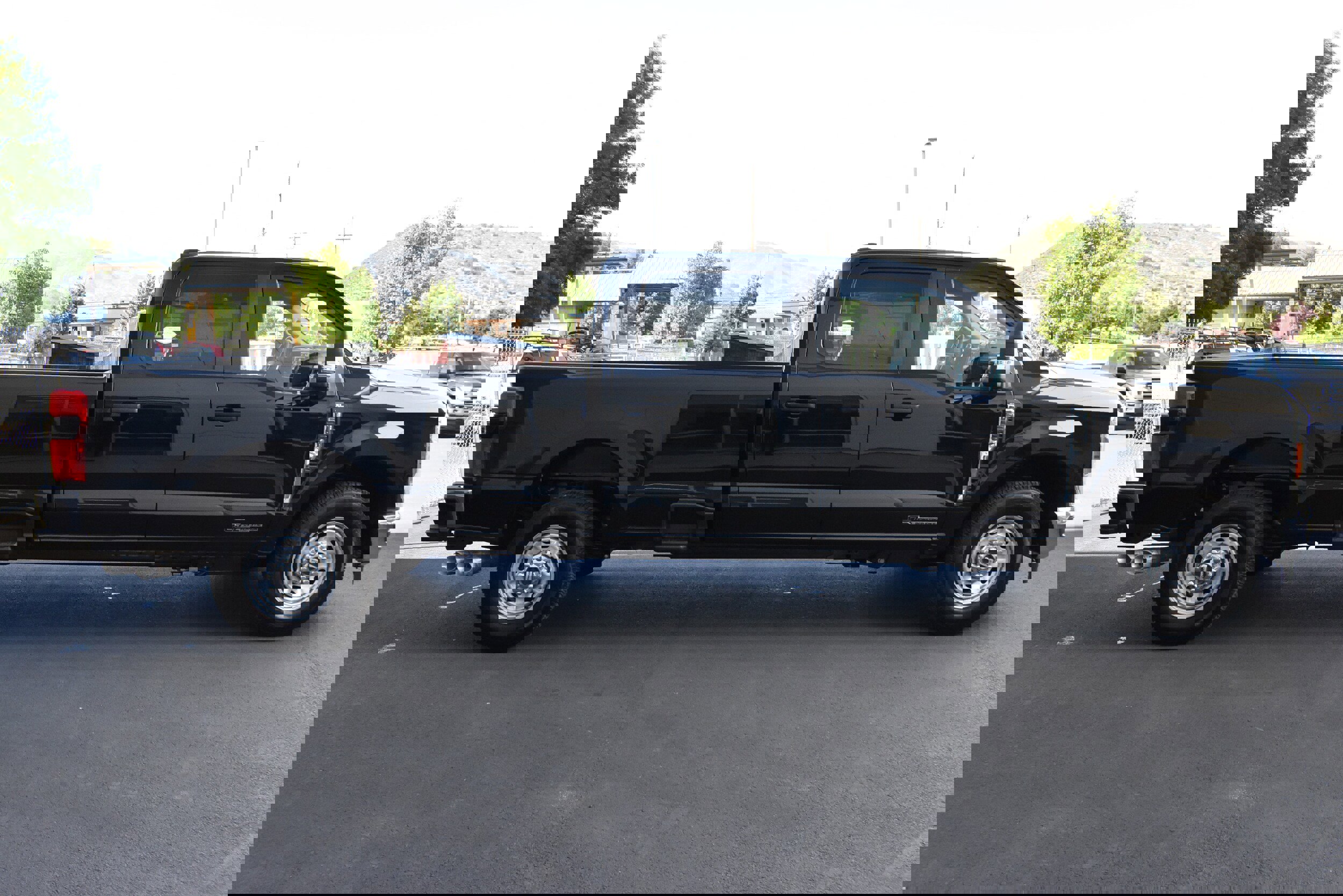 New 2025 Ford F250 XL w/ 360-Degree Camera Package image 5