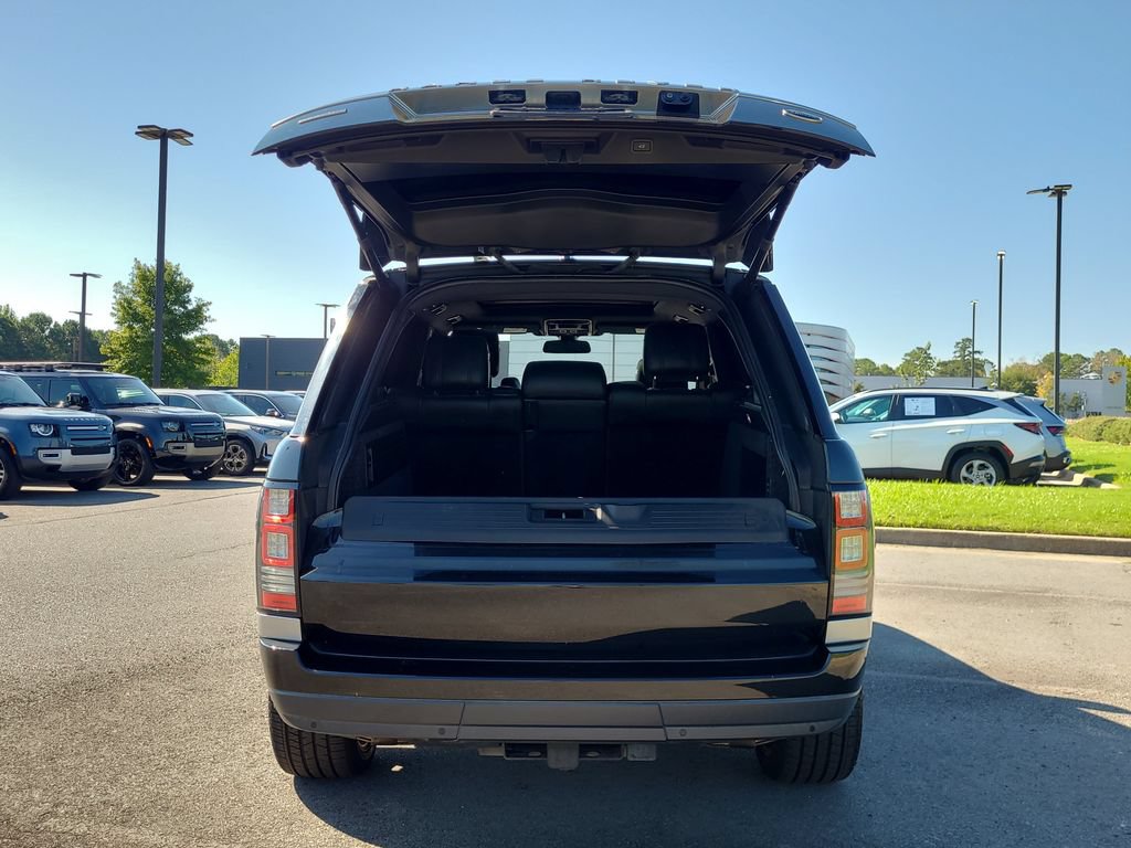Used 2016 Land Rover Range Rover Supercharged AWD/4WD image 12