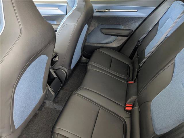 New 2025 Volvo EX30 Plus w/ Protection Package Premier image 15