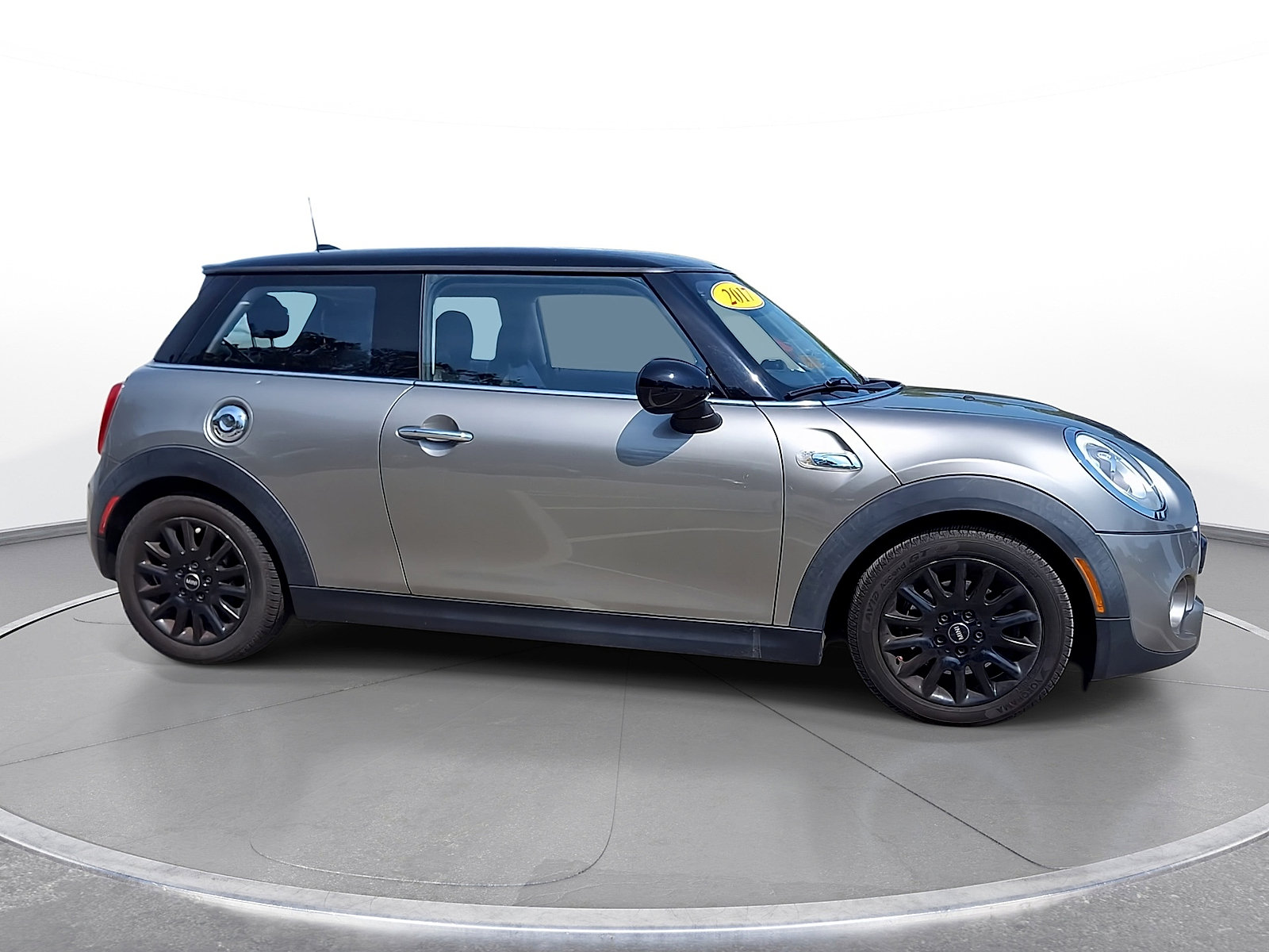 Used 2017 MINI Cooper S FWD image 9
