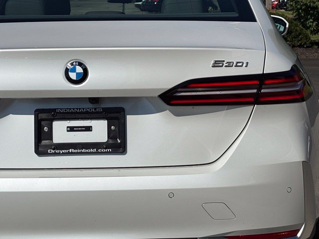 New 2027 BMW 530i xDrive w/ Premium Package AWD/4WD image 5