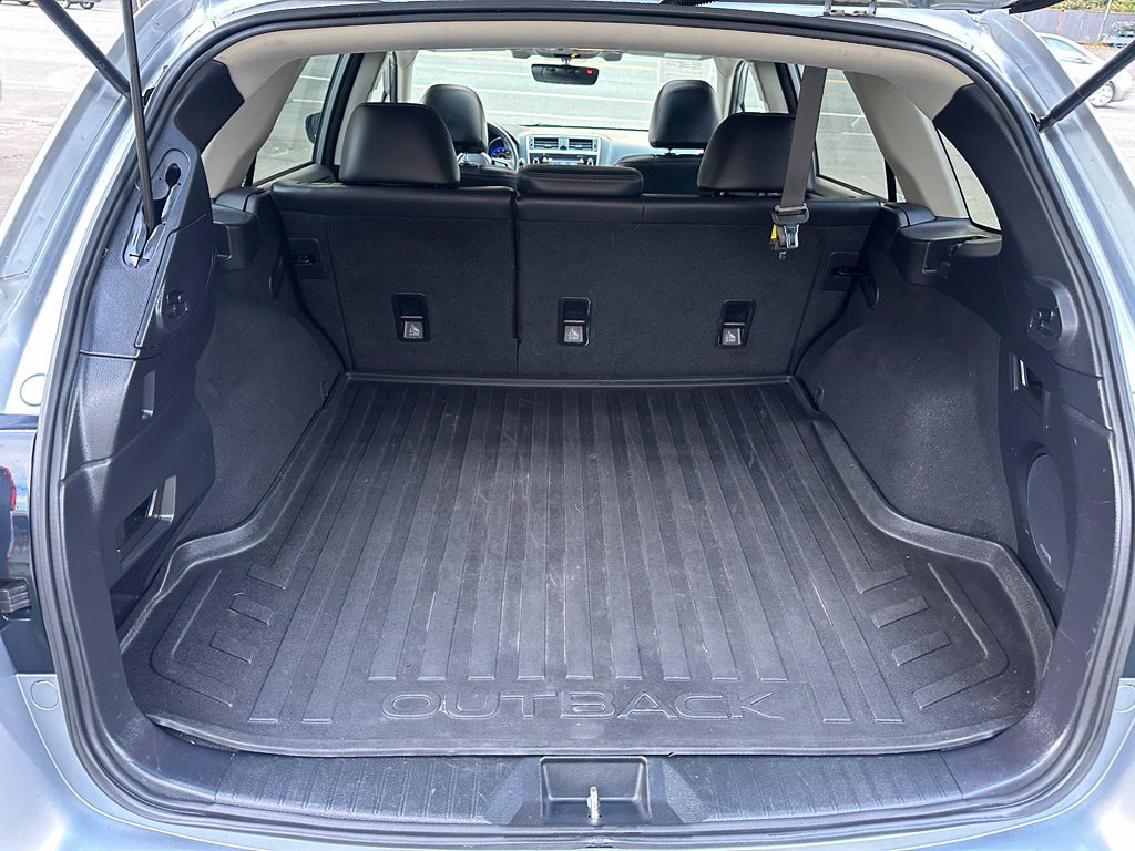 Used 2019 Subaru Outback 2.5i Limited AWD/4WD image 19