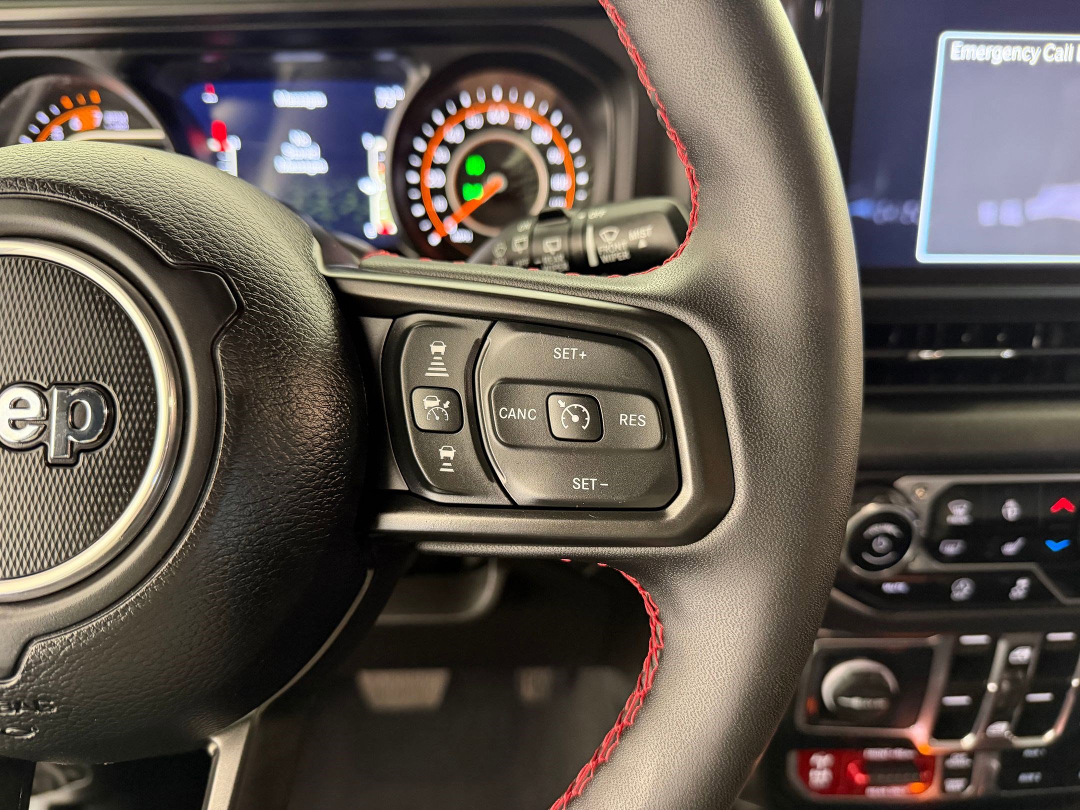 Used 2024 Jeep Wrangler Unlimited Rubicon AWD/4WD image 14