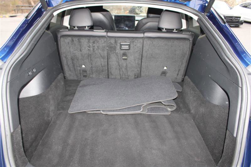 Used 2022 Tesla Model Y Long Range image 21