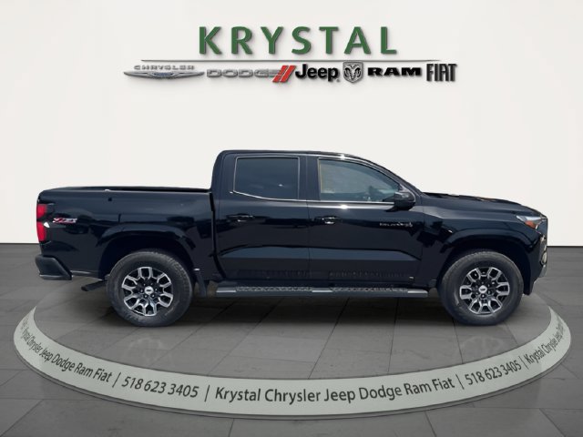 Used 2025 Chevrolet Colorado Z71 AWD/4WD image 8