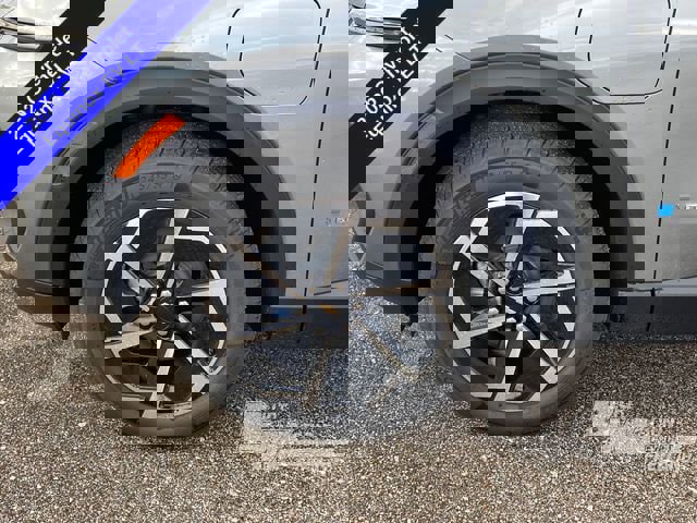 New 2026 Chevrolet Equinox EV LT image 14