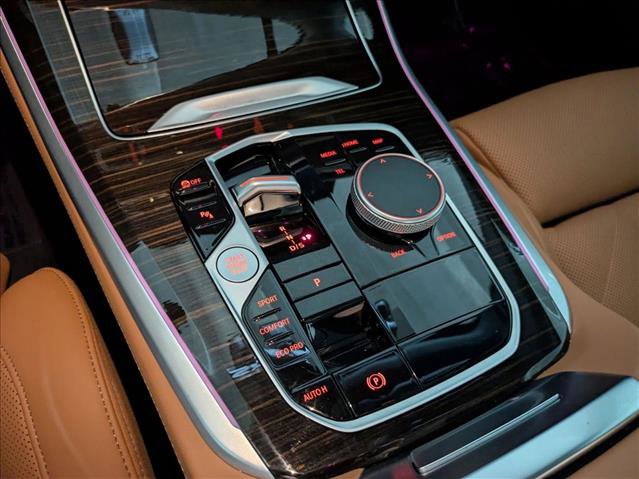 Used 2024 BMW X5 sDrive40i w/ Premium Package RWD image 13