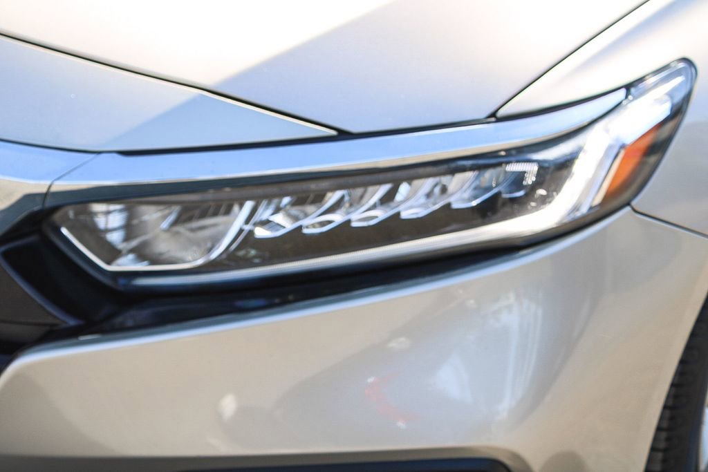 Used 2019 Honda Accord LX image 8