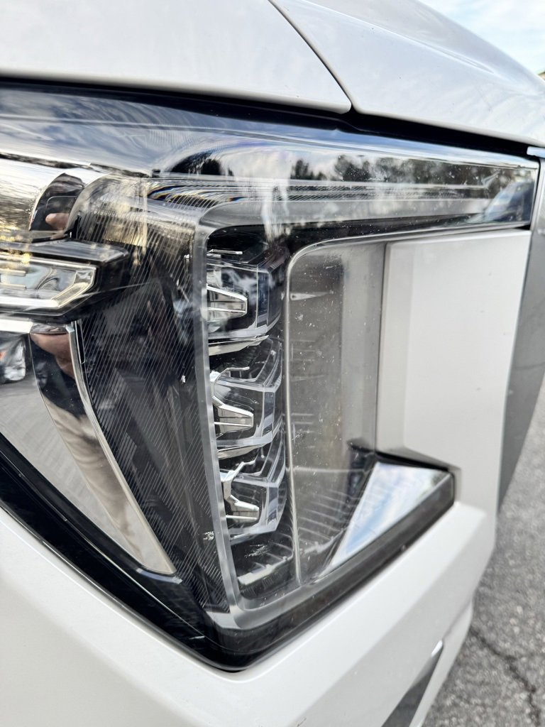 Used 2021 GMC Yukon Denali w/ Denali Premium Package image 7