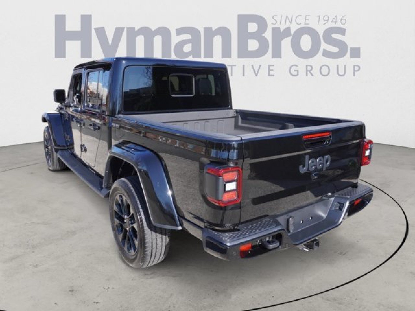 Used 2023 Jeep Gladiator Overland AWD/4WD image 7