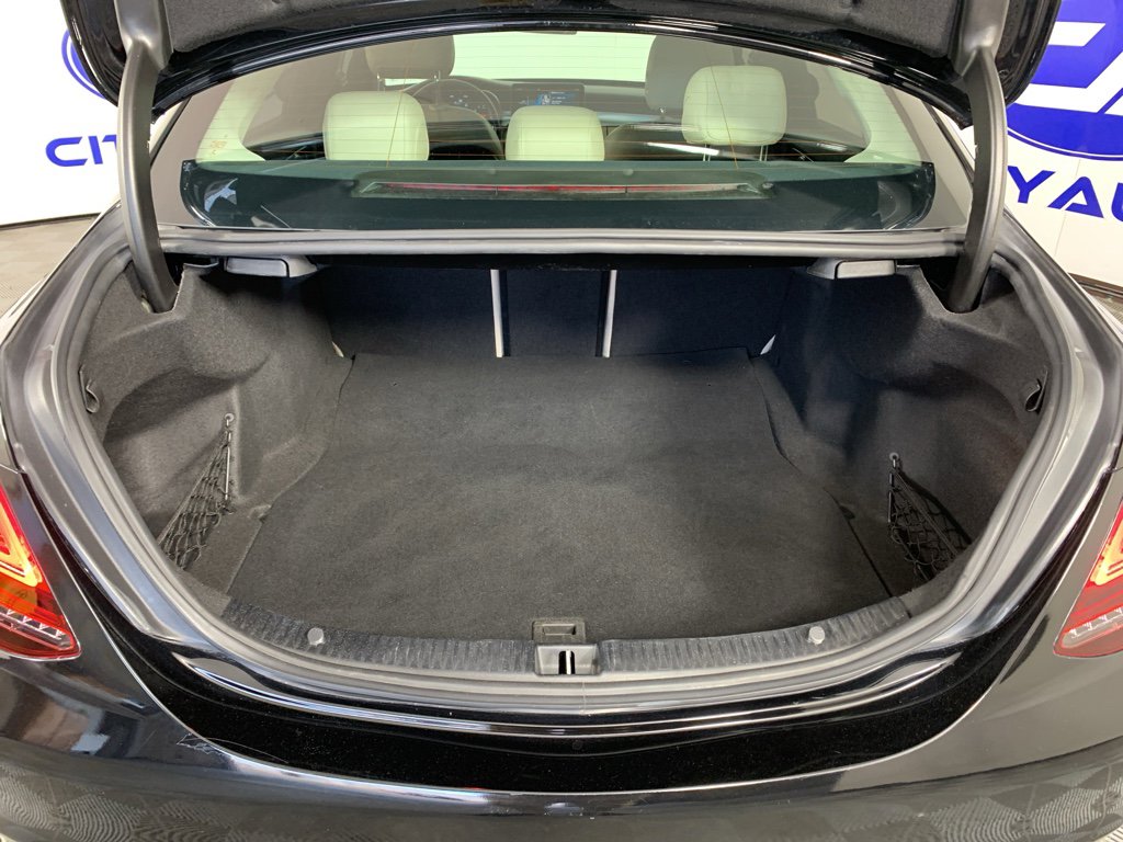 Used 2020 Mercedes-Benz C 300 Sedan image 38