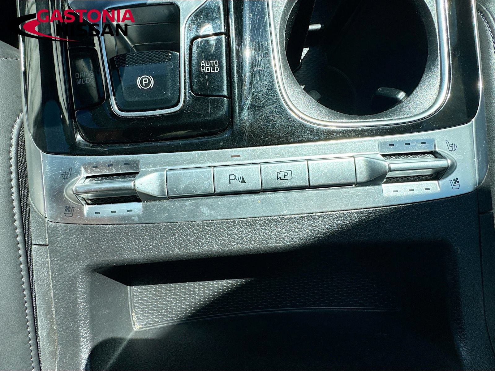 Used 2022 Kia Carnival SX FWD image 30