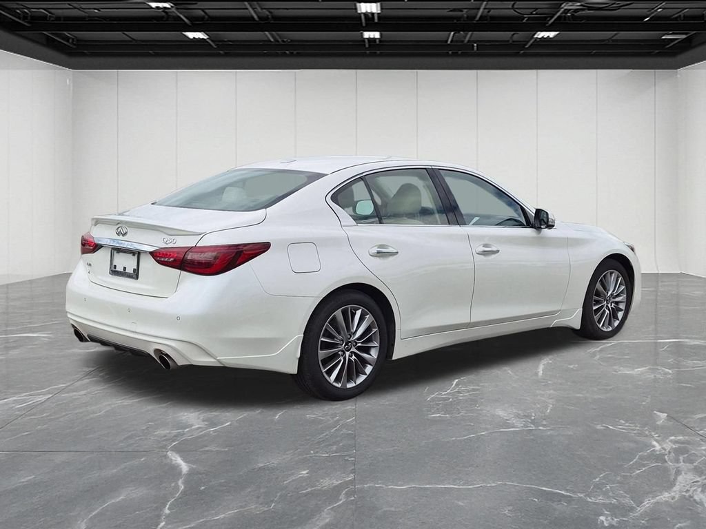 Certified 2022 INFINITI Q50 Luxe w/ Cargo Package AWD/4WD image 5