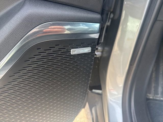 Used 2025 GMC Acadia Elevation w/ Elevation Premium Package image 14