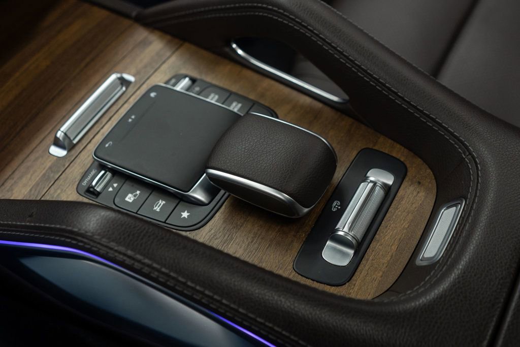 Used 2022 Mercedes-Benz GLS 450 4MATIC image 24