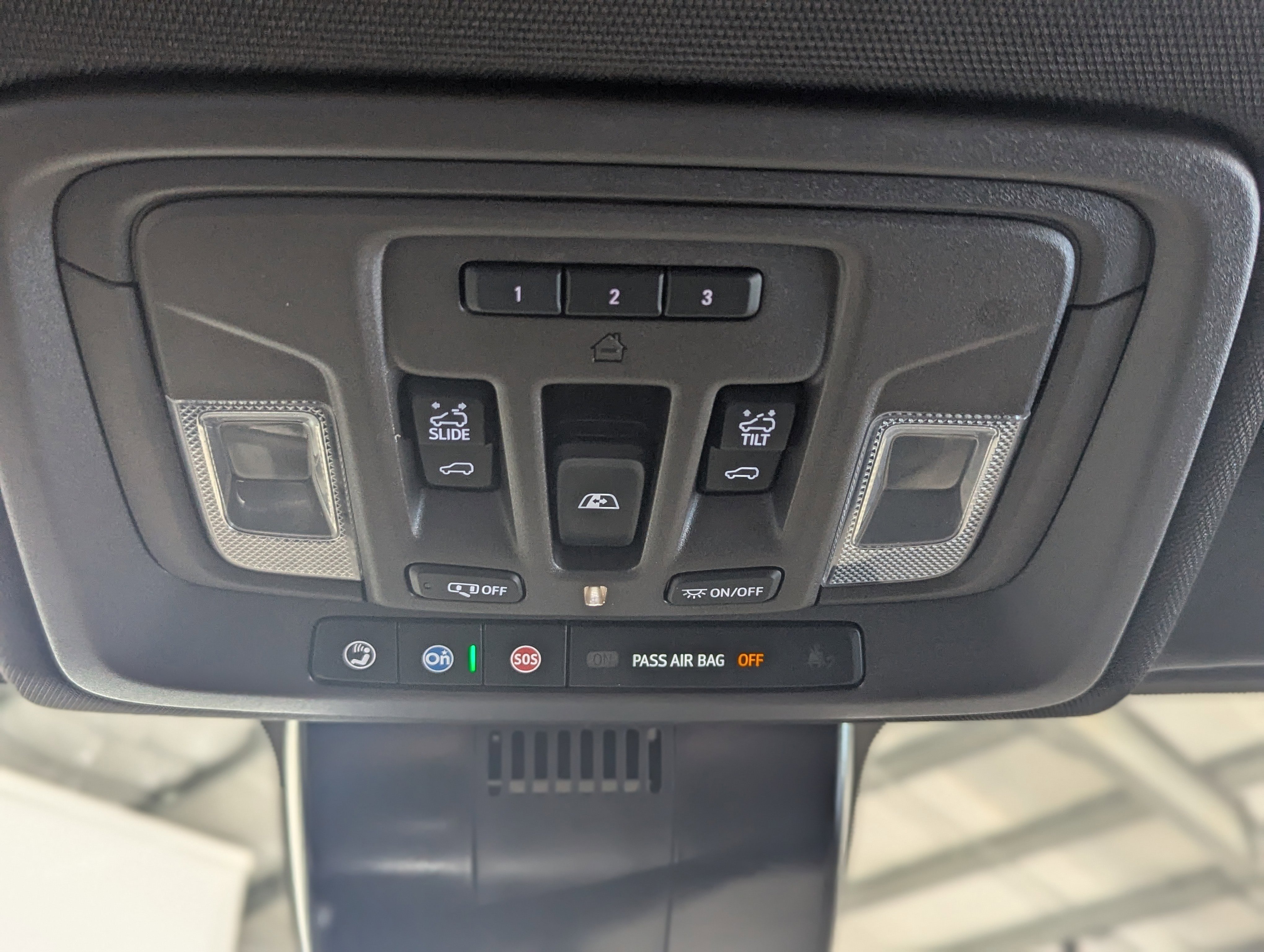 Used 2025 Chevrolet Silverado 3500 LTZ w/ LTZ Plus Package image 20