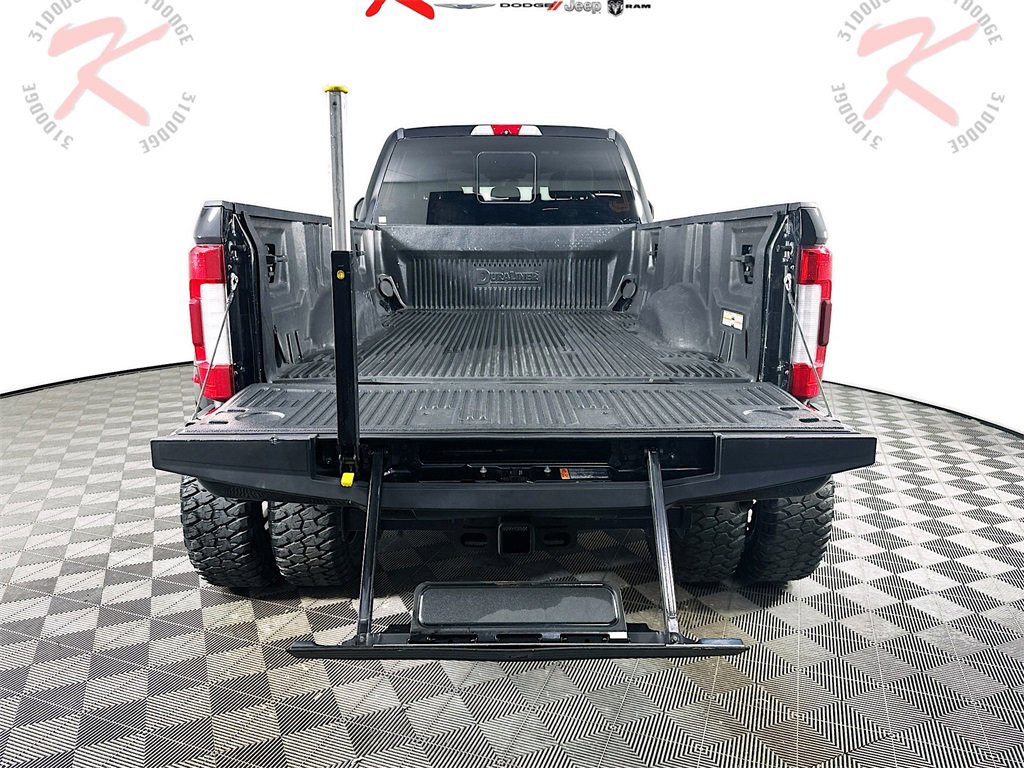 Used 2019 Ford F350 Platinum w/ Platinum Ultimate Package image 30