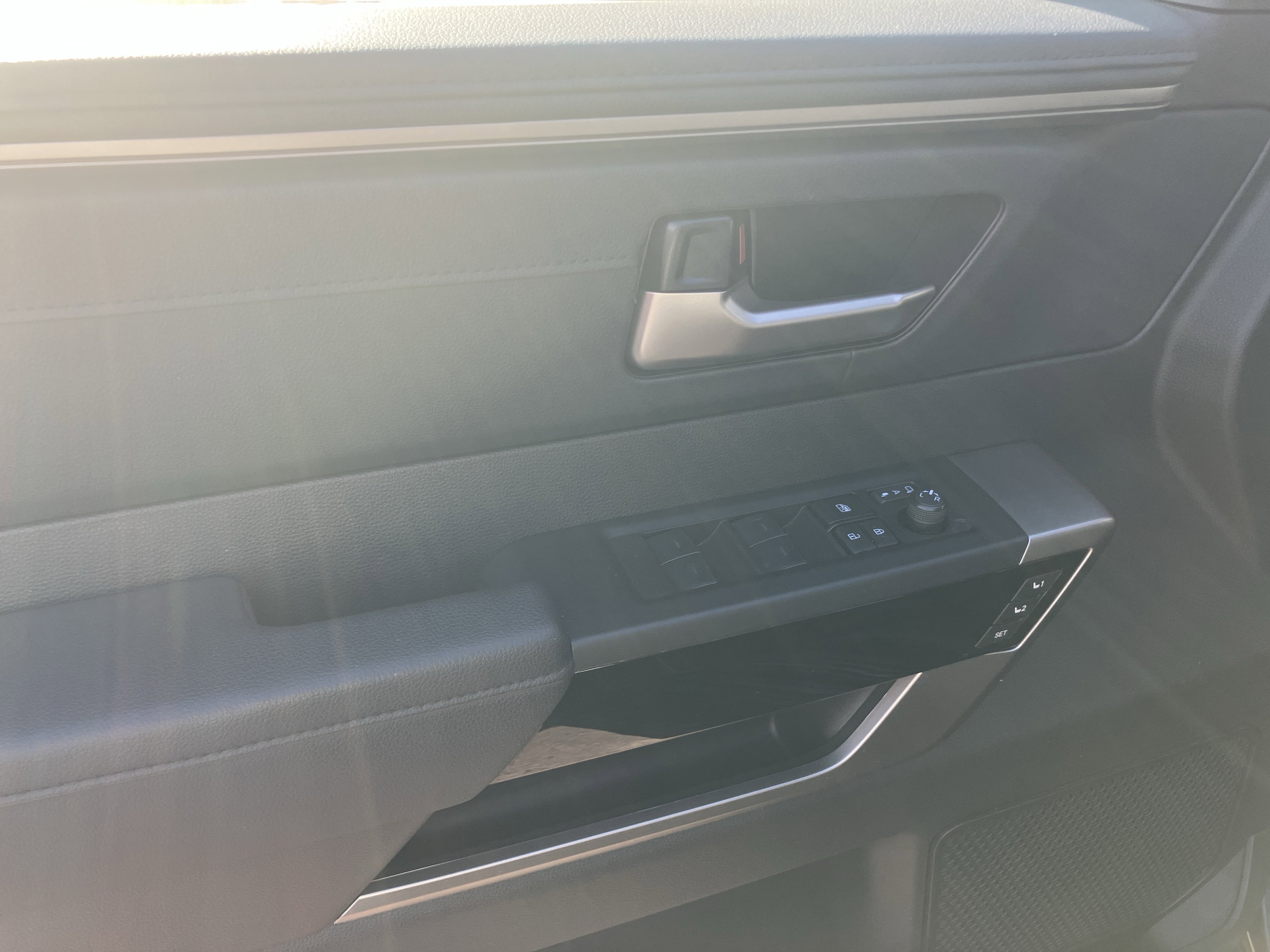 Used 2024 Toyota Tundra Limited image 13